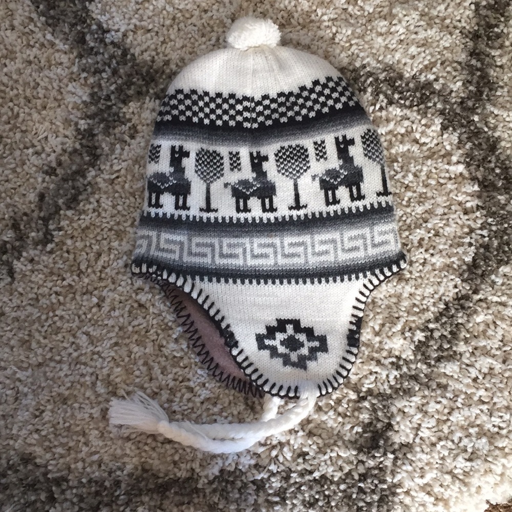 Cute llama hat!